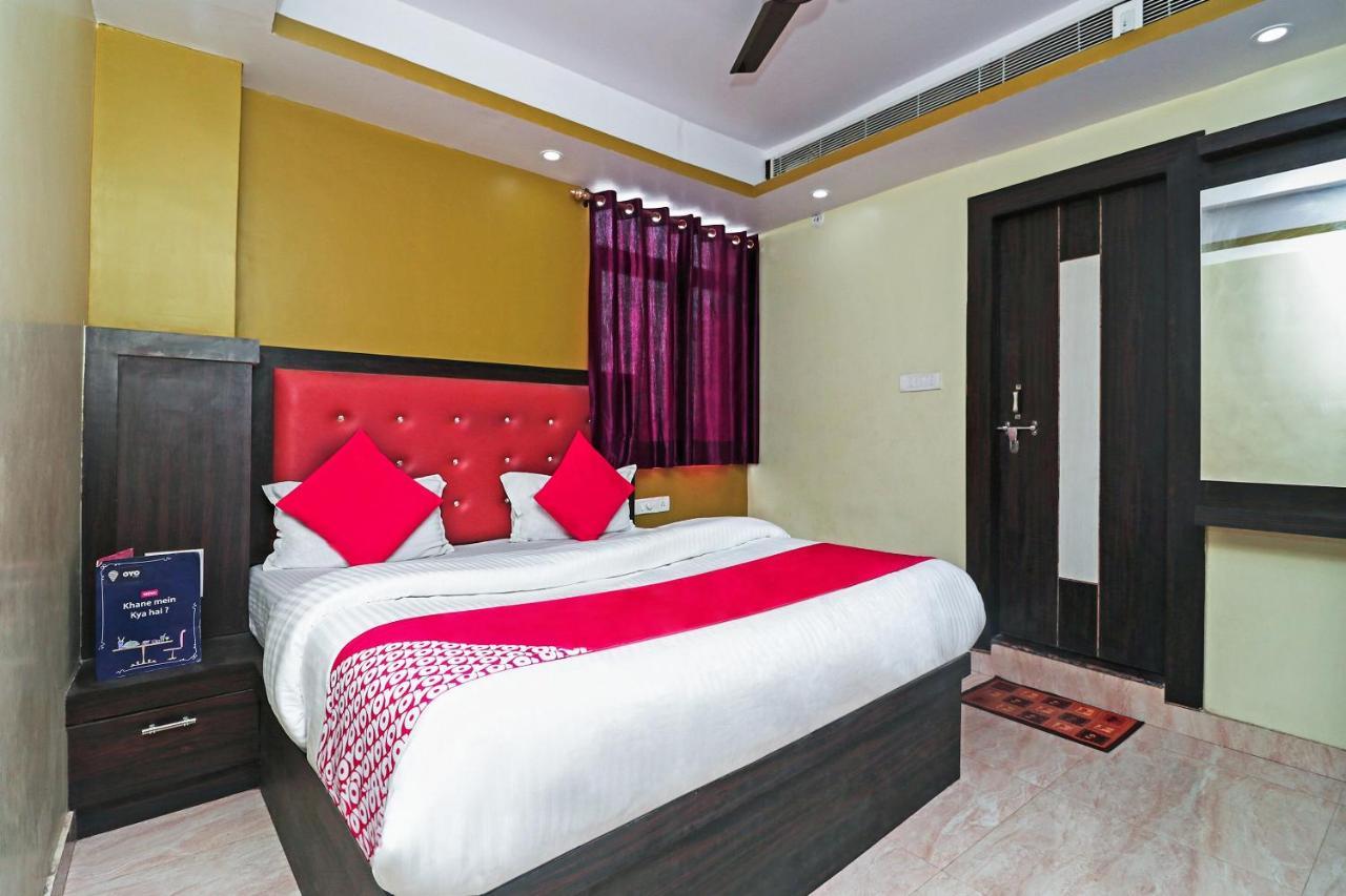 Oyo 15169 Hotel Rk Inn Λάκναου Εξωτερικό φωτογραφία