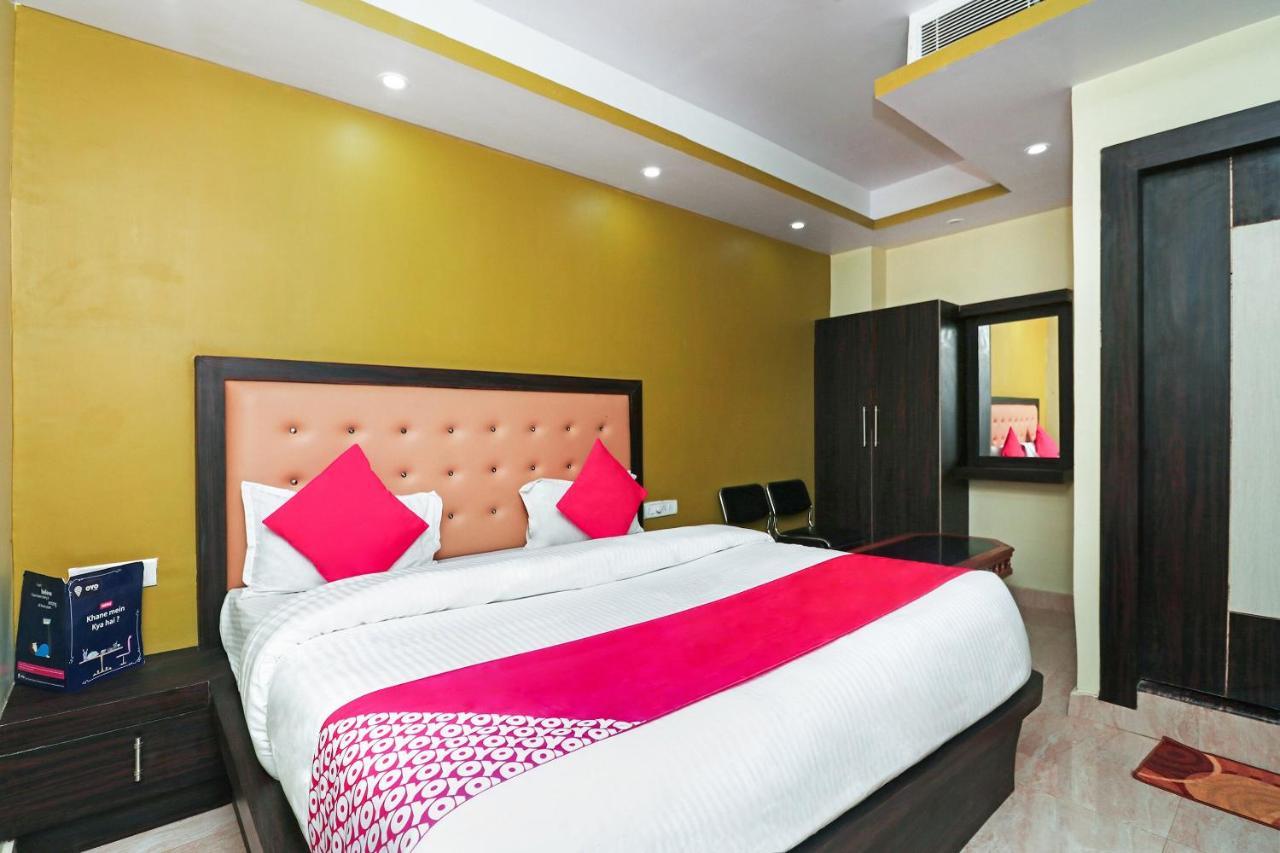 Oyo 15169 Hotel Rk Inn Λάκναου Εξωτερικό φωτογραφία