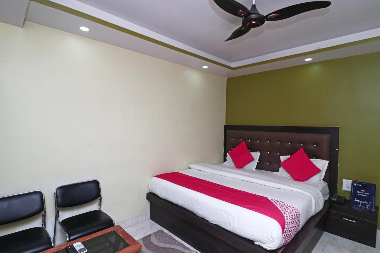 Oyo 15169 Hotel Rk Inn Λάκναου Εξωτερικό φωτογραφία